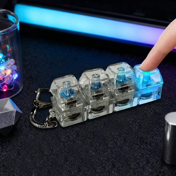 Keyboard Fidget Keychain